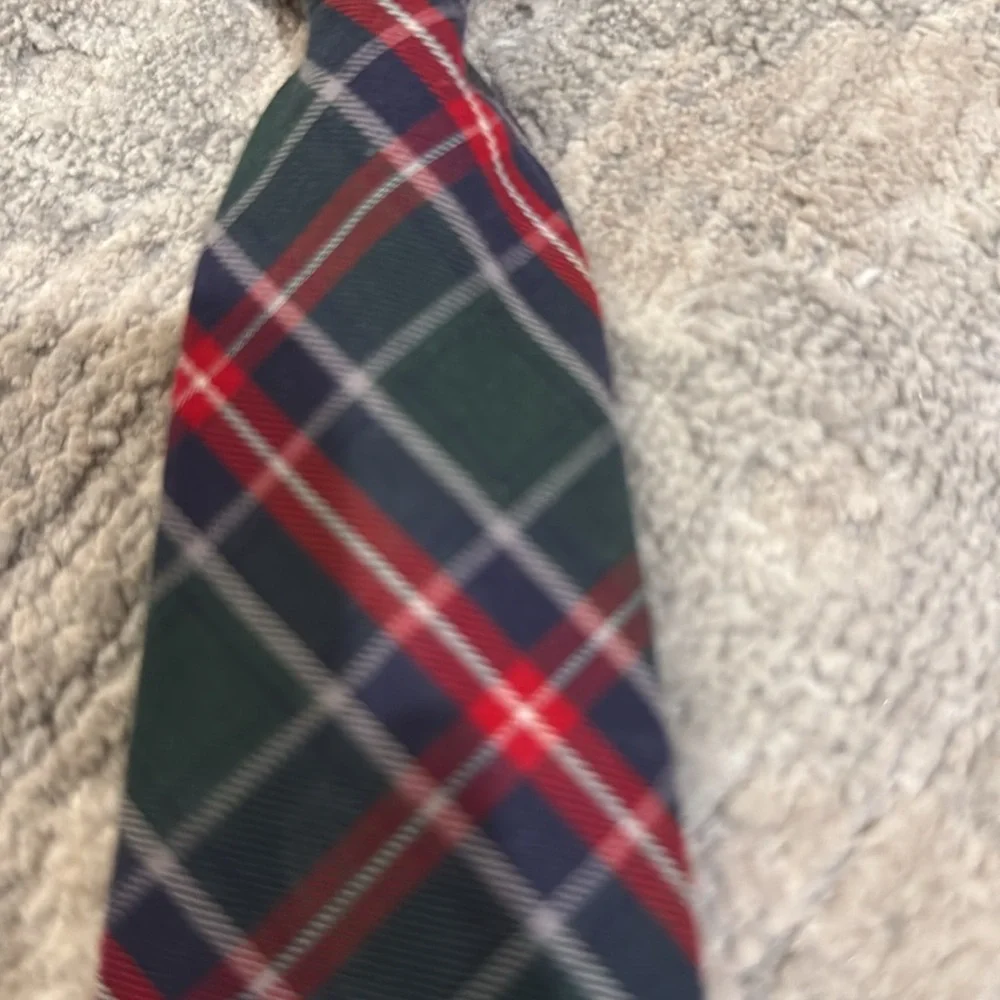 Plaid Tie in Red and Green for your little kid❤️